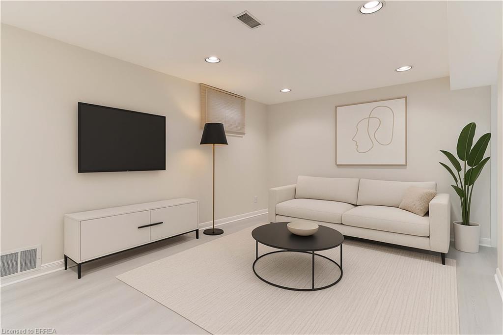 32 Christina Crescent