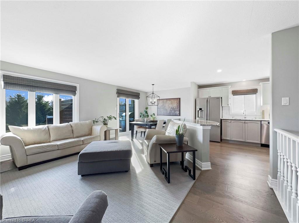 25 Bradbury Crescent