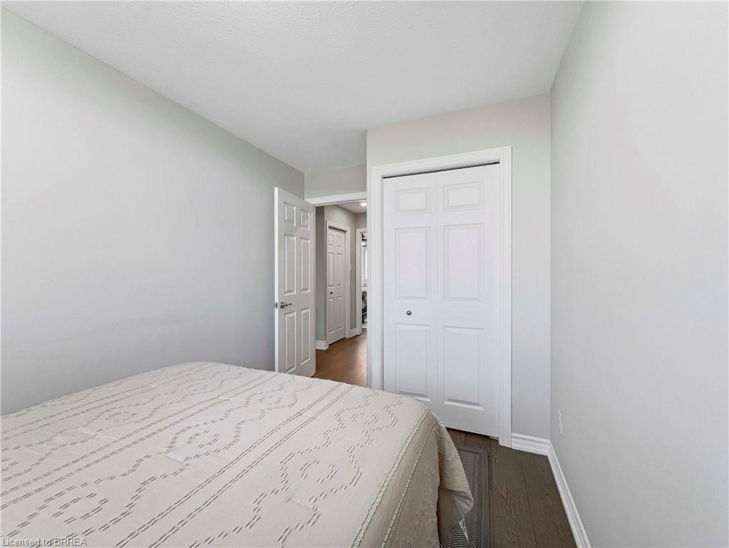 25 Bradbury Crescent