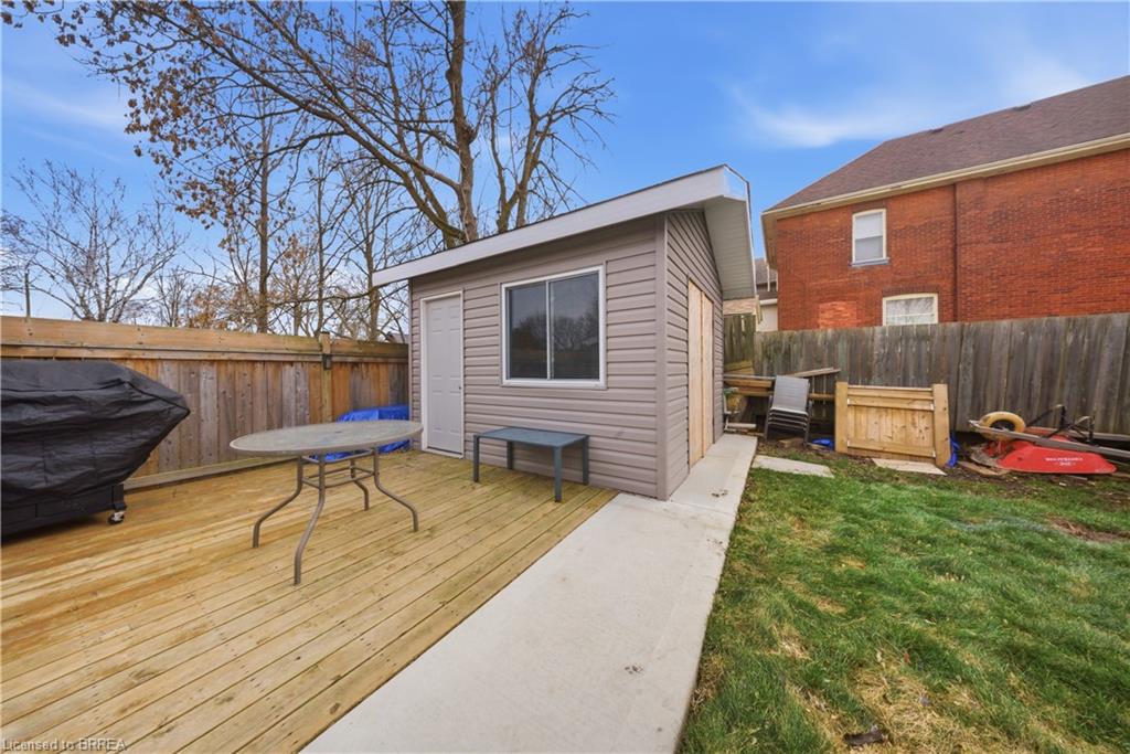 64 Richardson Street