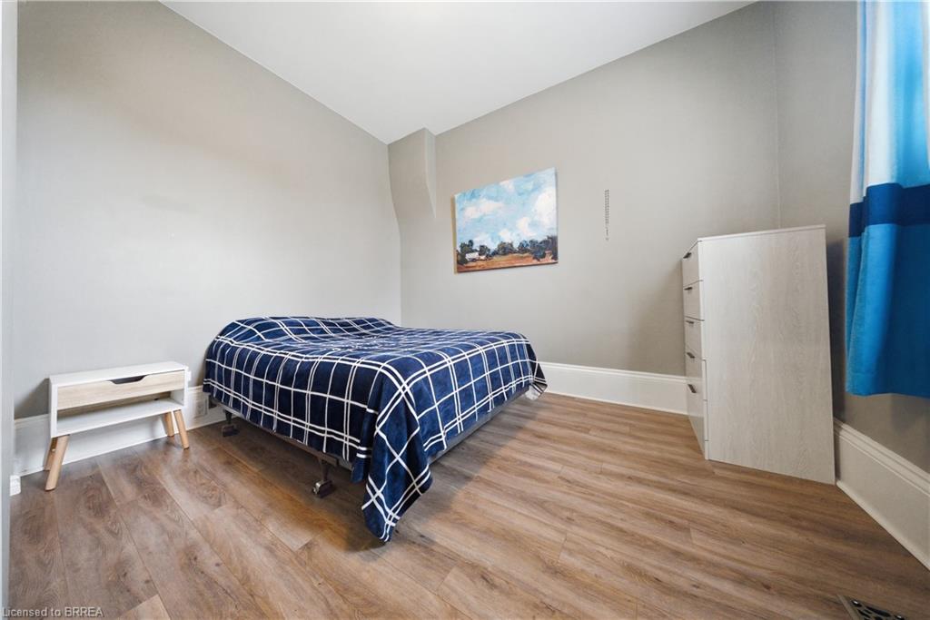 64 Richardson Street