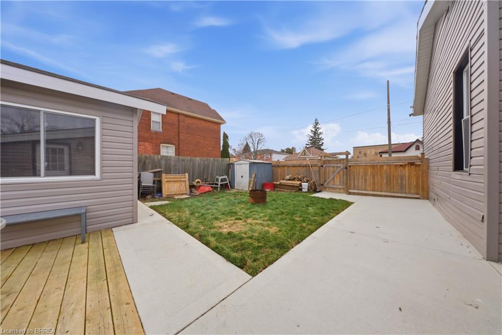 64 Richardson Street