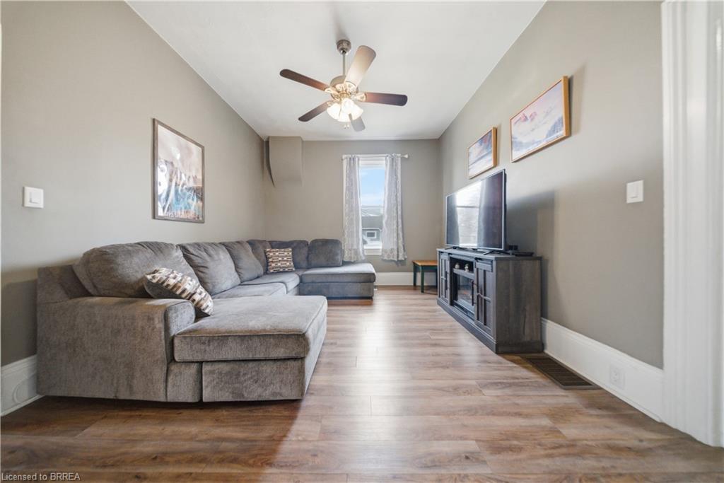 64 Richardson Street