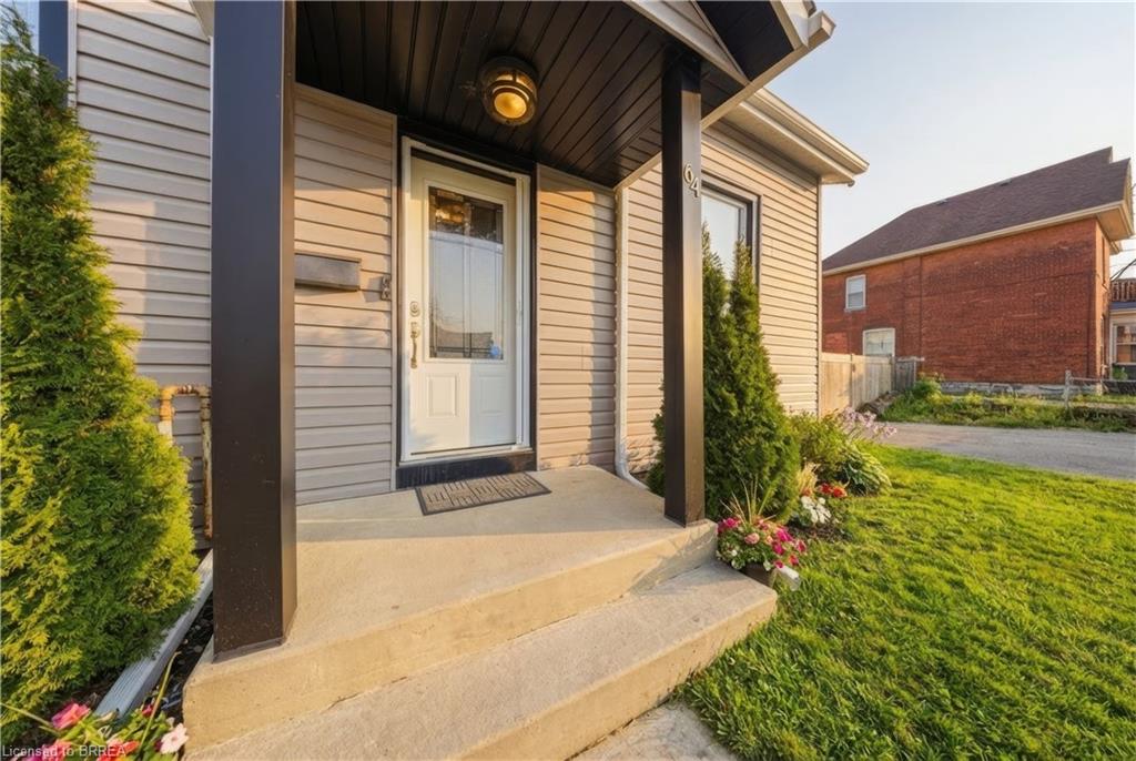 64 Richardson Street