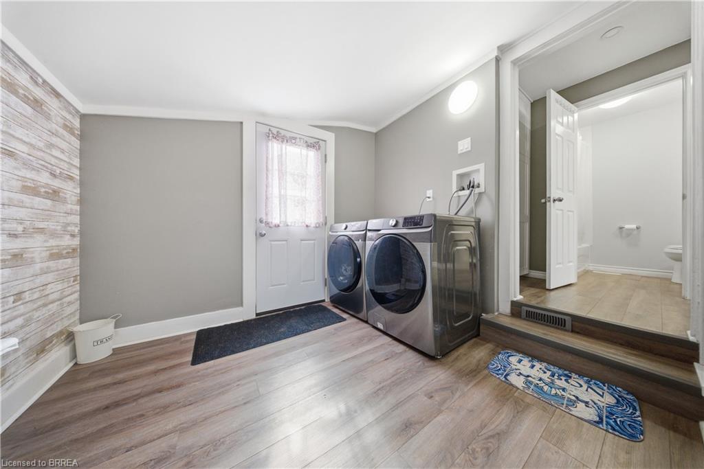 64 Richardson Street