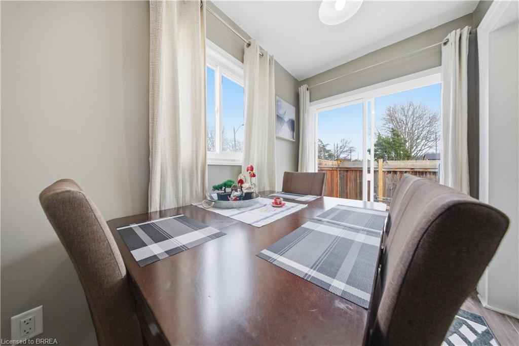 64 Richardson Street