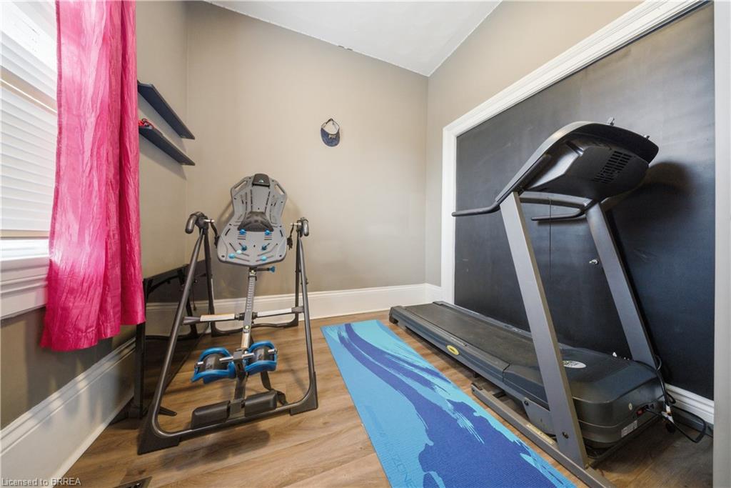 64 Richardson Street