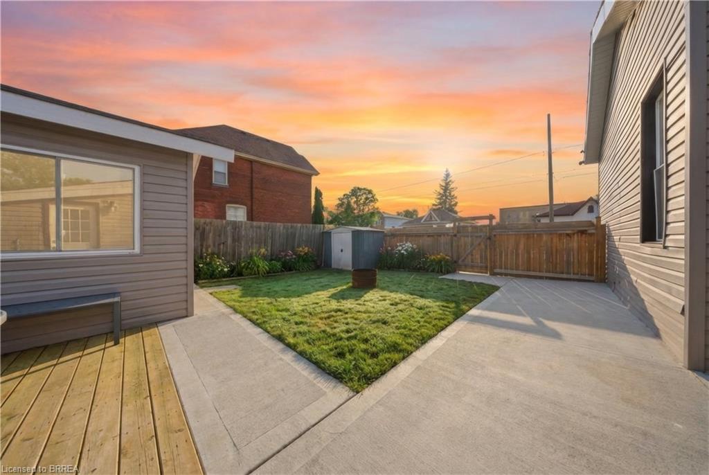 64 Richardson Street