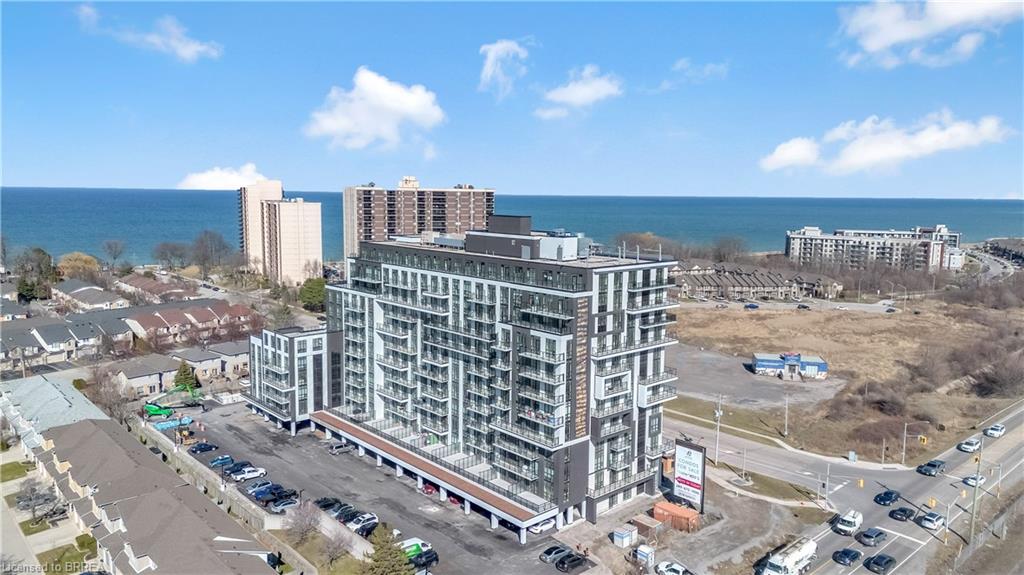 212-461 Green Road Unit: 212