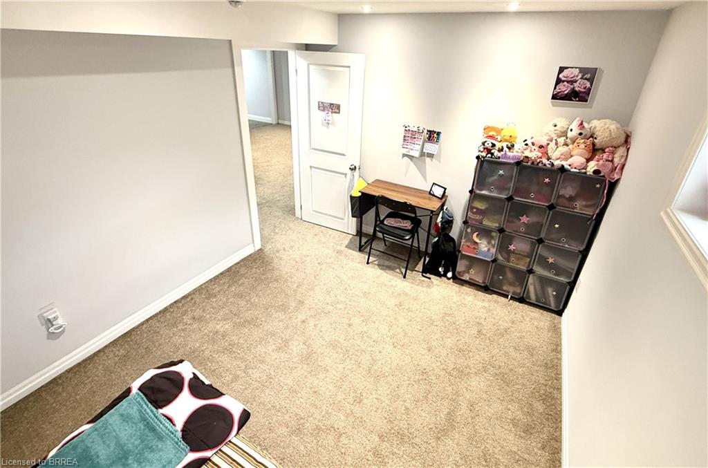 9-1 Chamberlain Avenue Unit: 9