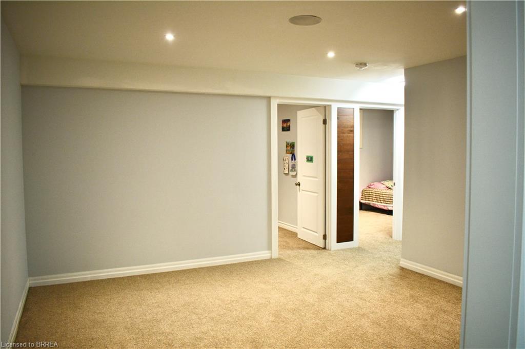 9-1 Chamberlain Avenue Unit: 9