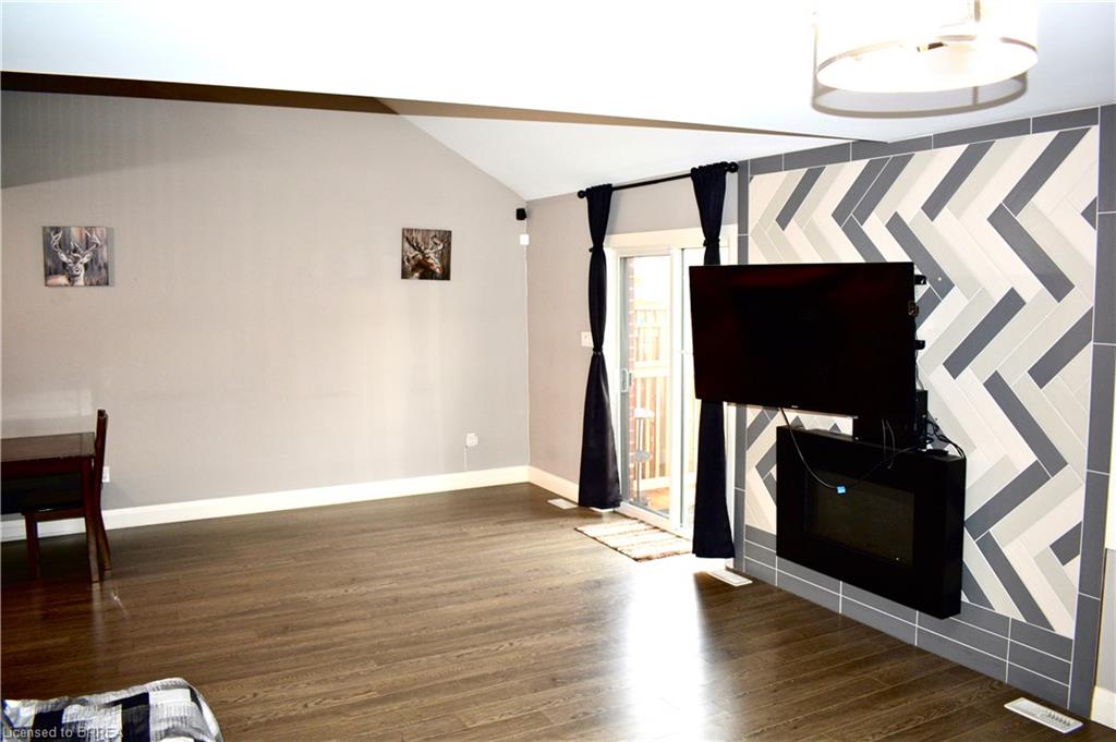 9-1 Chamberlain Avenue Unit: 9