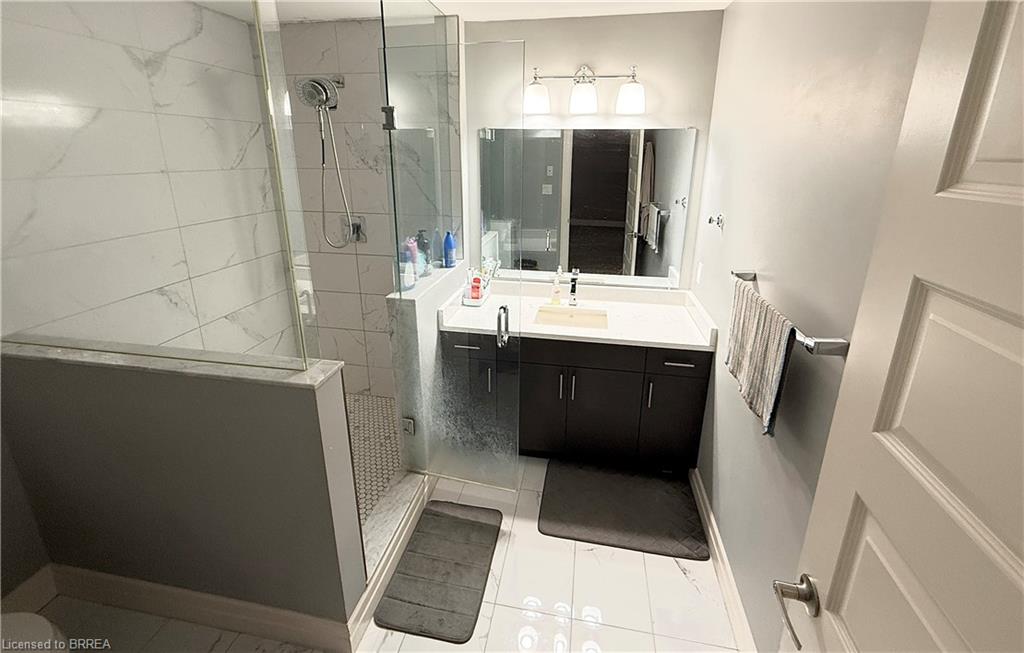 9-1 Chamberlain Avenue Unit: 9