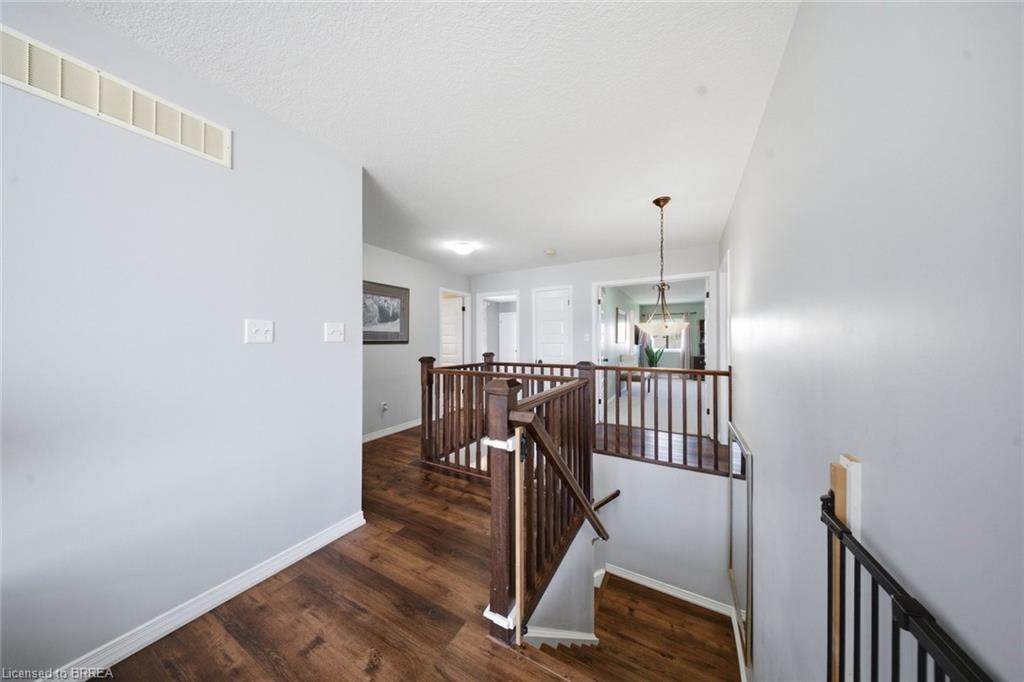 60 Nightingale Drive