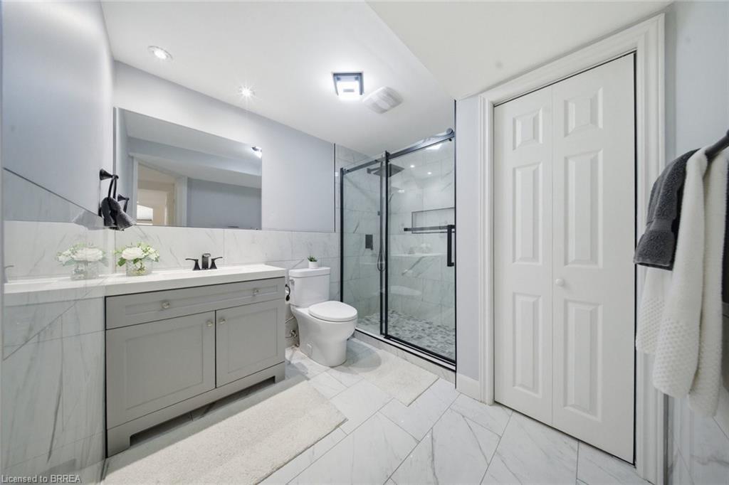 60 Nightingale Drive