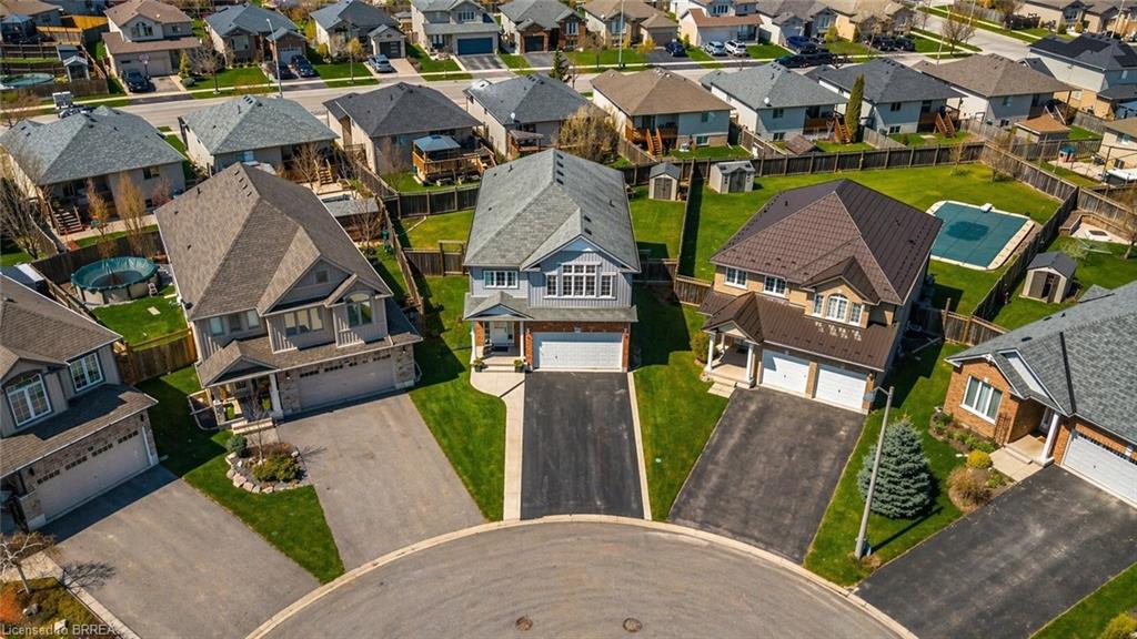 60 Nightingale Drive