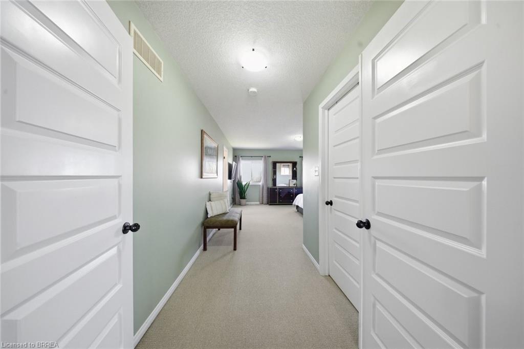 60 Nightingale Drive