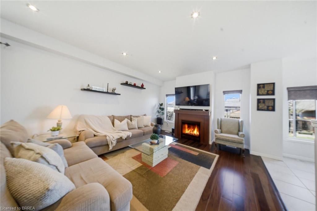 60 Nightingale Drive