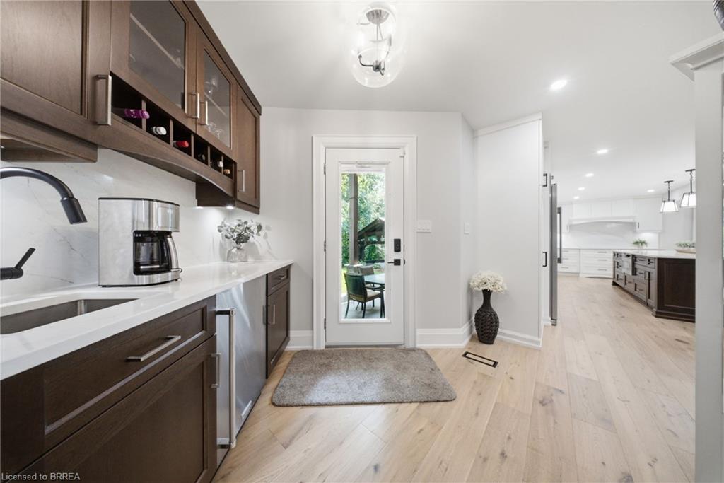 360 Robinson Road
