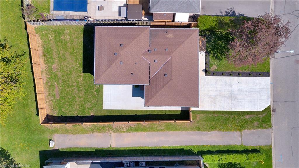 17 Northville Drive