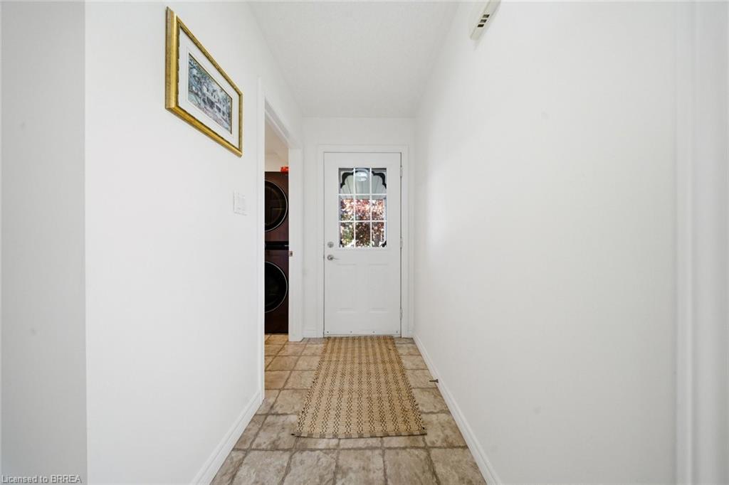 18 Bricker Court