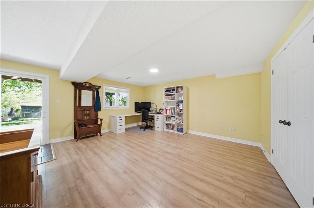 18 Bricker Court