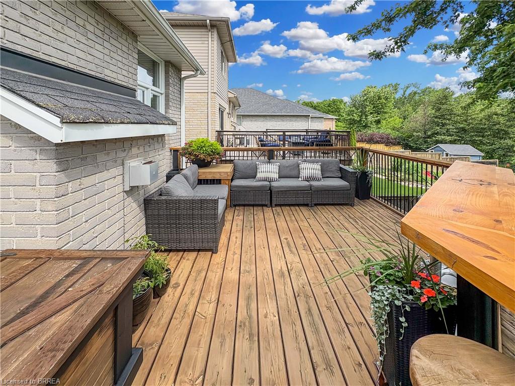 18 Bricker Court