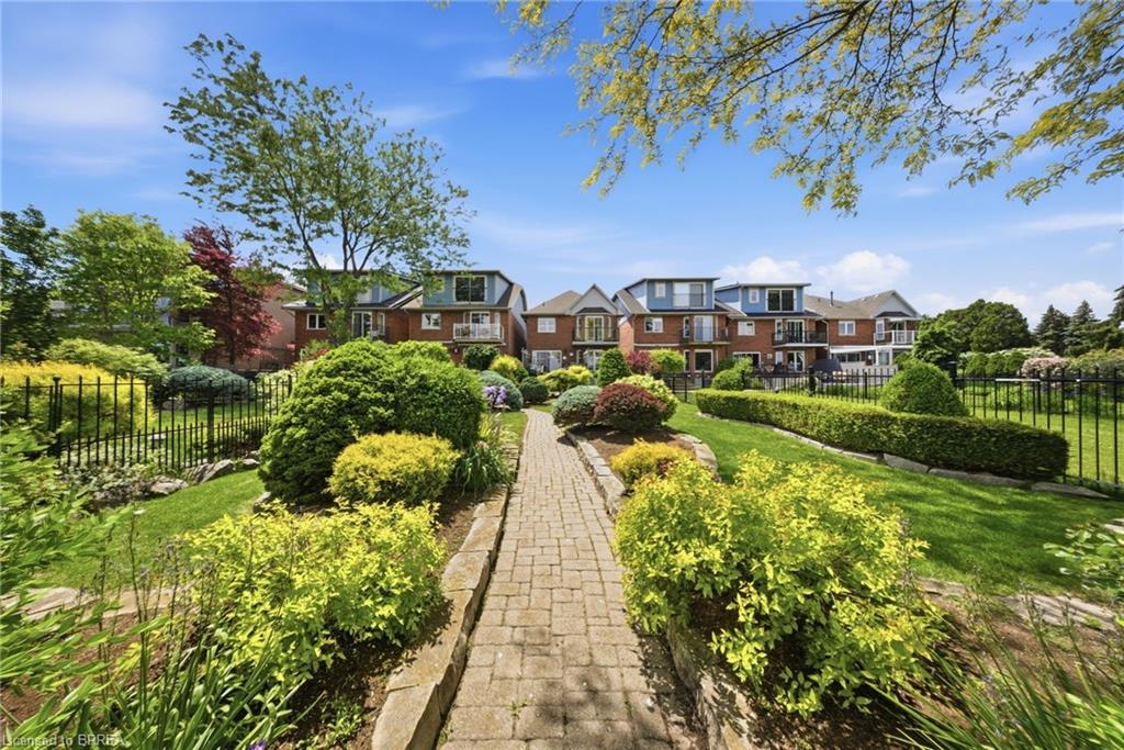 23 Edgewater Drive