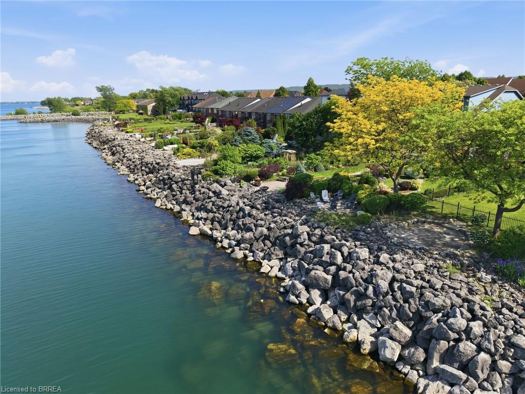 23 Edgewater Drive