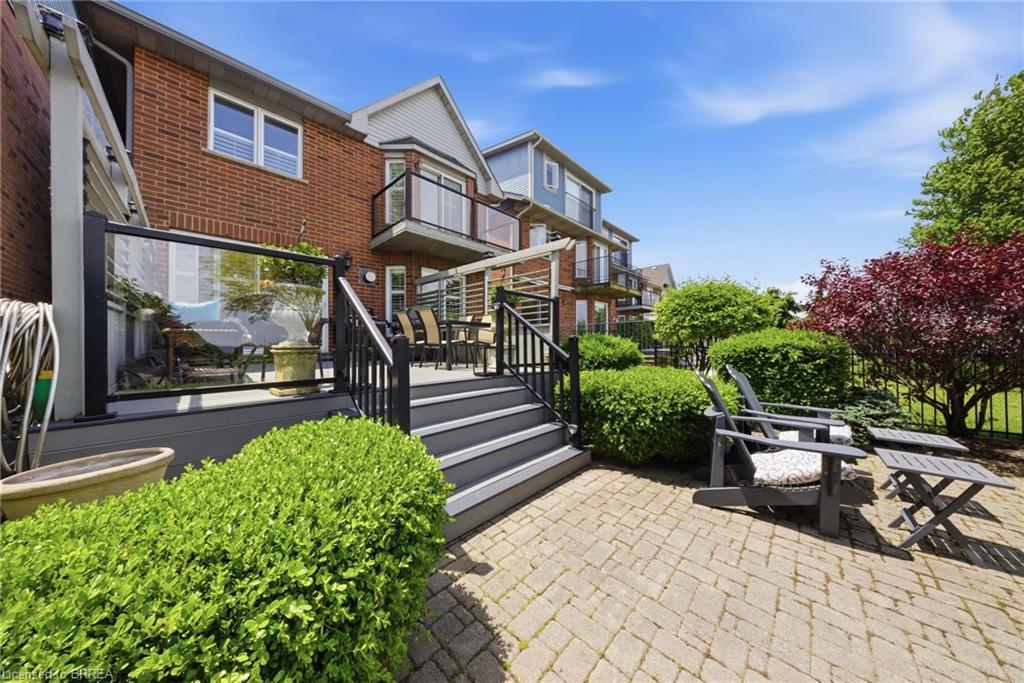 23 Edgewater Drive