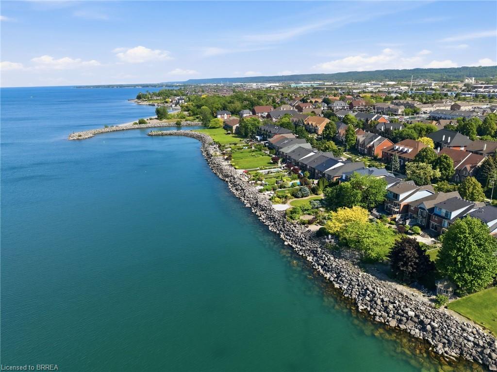 23 Edgewater Drive