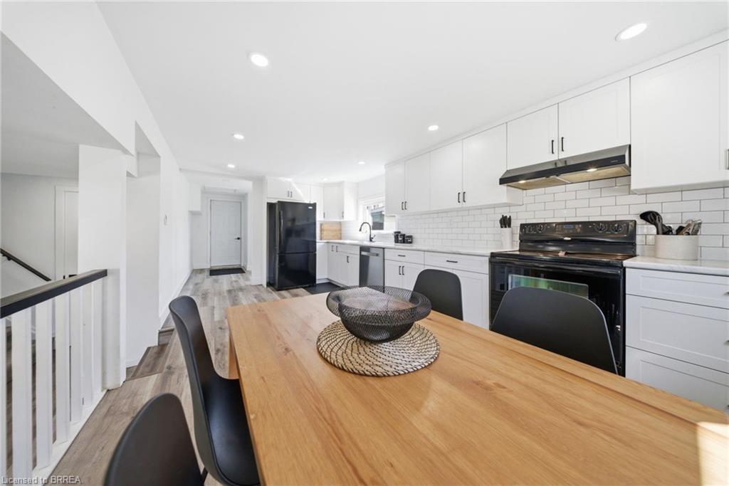 2500 Pinegrove Road