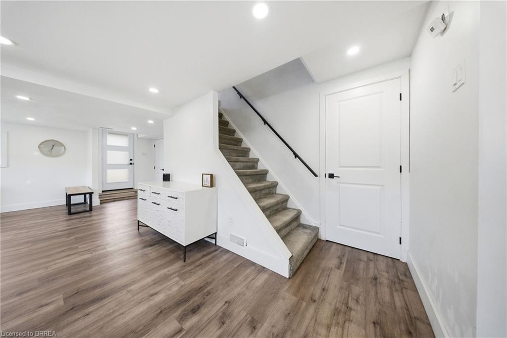 2500 Pinegrove Road