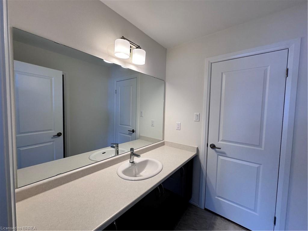 26 Mckernan Avenue Unit: UPPER