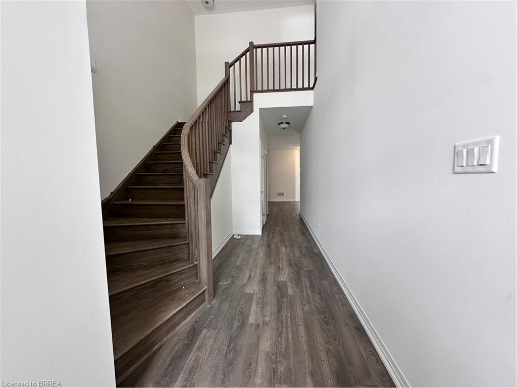 26 Mckernan Avenue Unit: UPPER