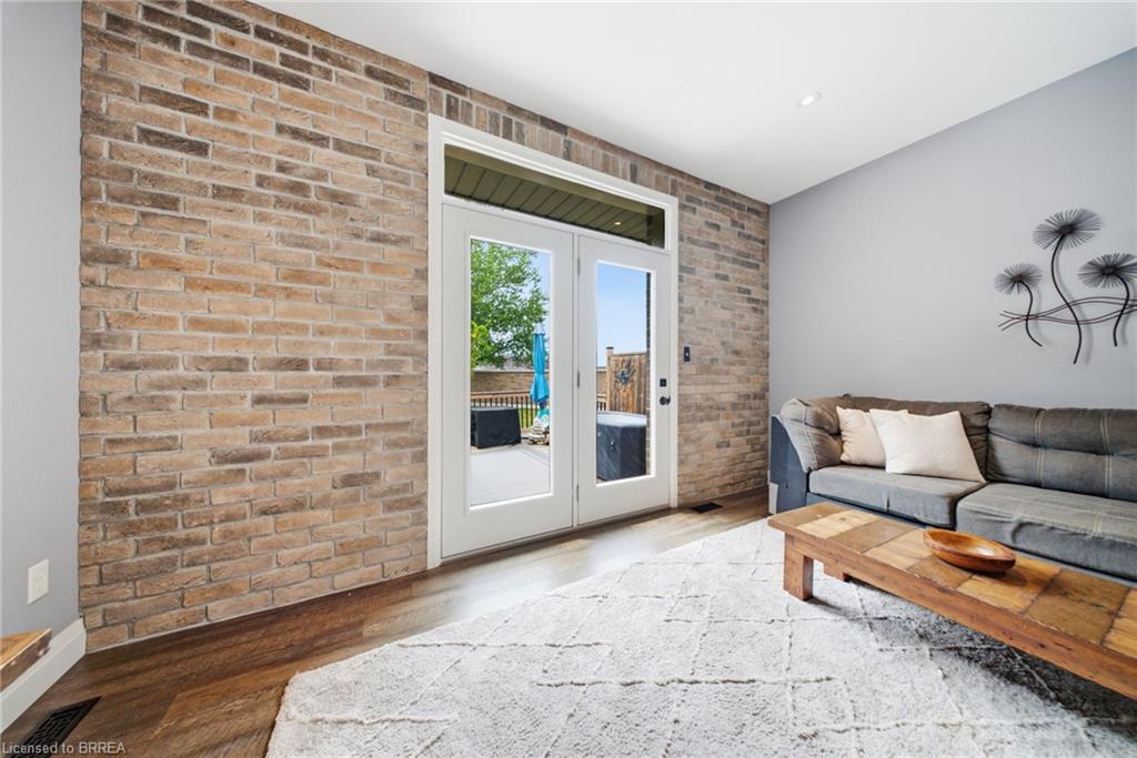 14 Ridgewood Court