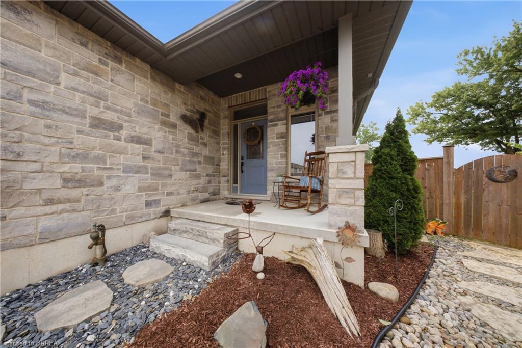 14 Ridgewood Court