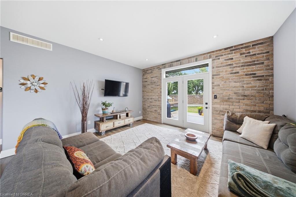 14 Ridgewood Court