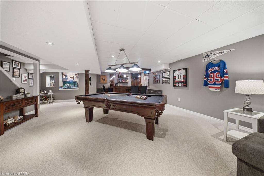 75 Hunter Way