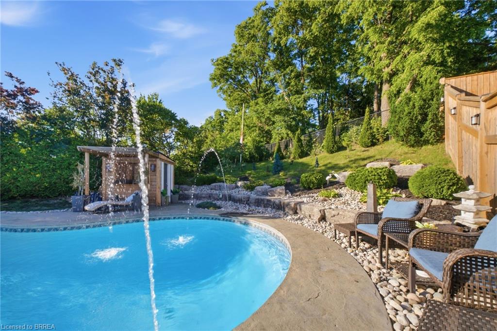 75 Hunter Way