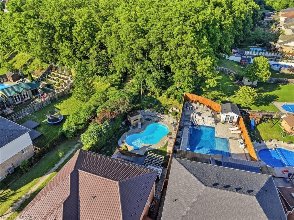 75 Hunter Way