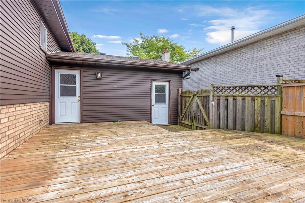 79 Hobart Crescent