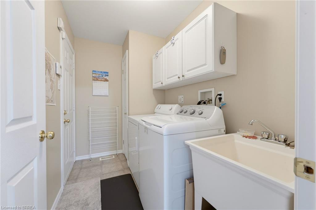 9-73 Morton Avenue W Unit: 9