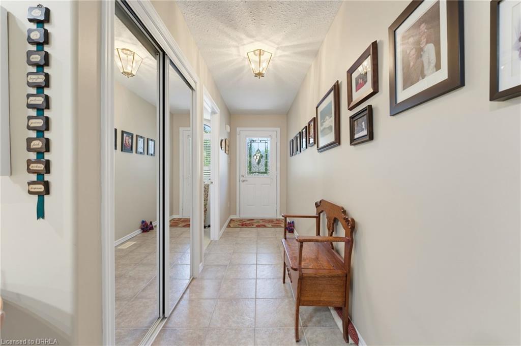 9-73 Morton Avenue W Unit: 9