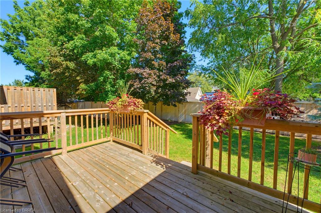 9-73 Morton Avenue W Unit: 9