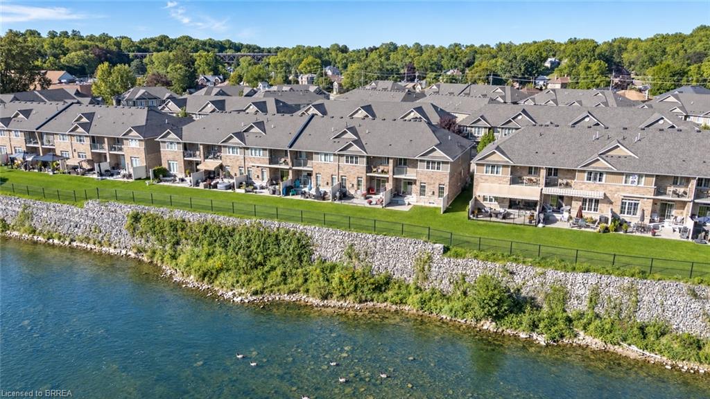 11-80 Willow Street Unit: 11