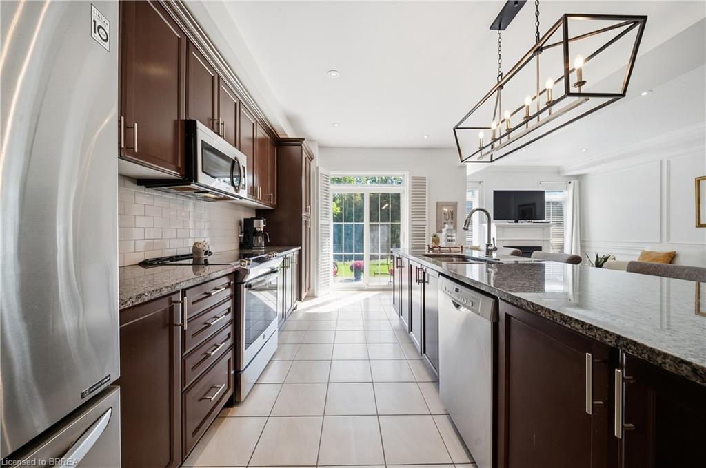 11-80 Willow Street Unit: 11