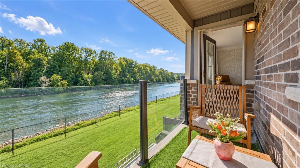 11-80 Willow Street Unit: 11