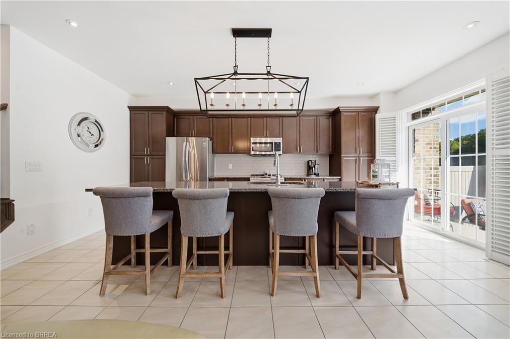11-80 Willow Street Unit: 11