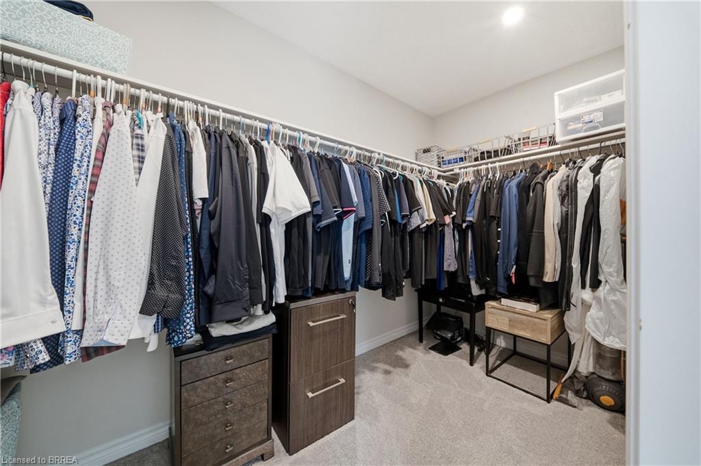 11-80 Willow Street Unit: 11